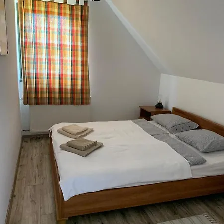 Hillside * Révfülöp