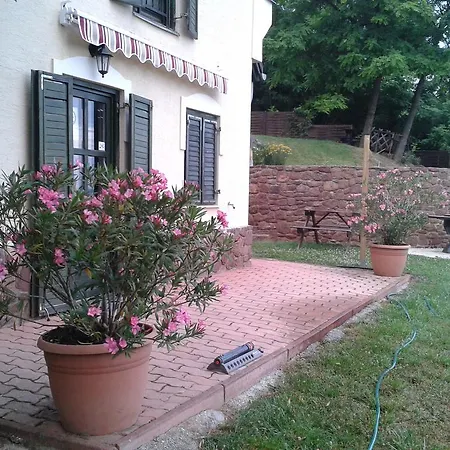 Hillside Révfülöp