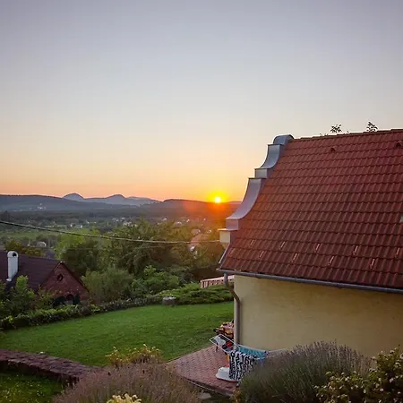 Hillside * Révfülöp