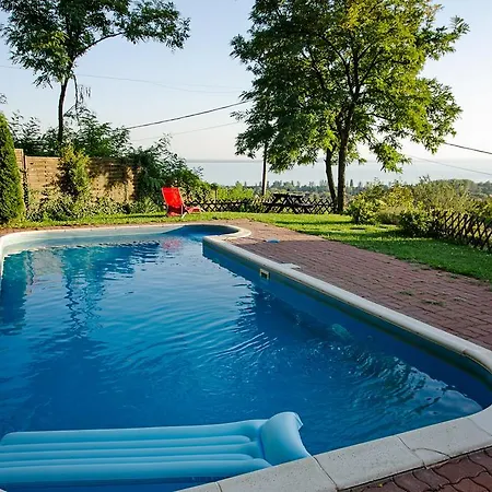 Hillside Révfülöp