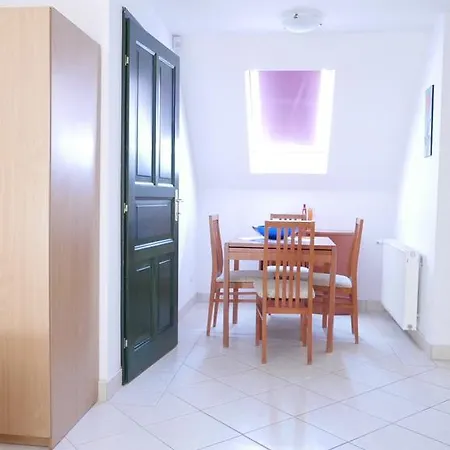 Apartman Hillside *