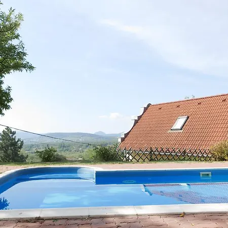 Hillside * Révfülöp