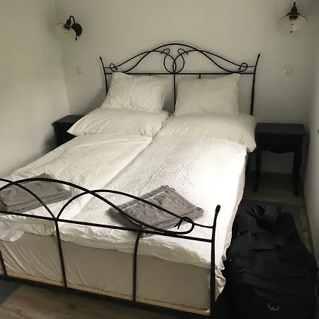 Hillside Apartman