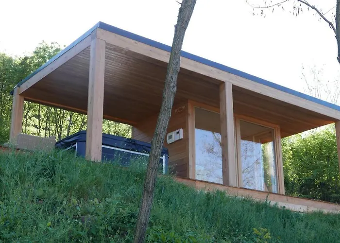 Hillside Apartamento Révfülöp