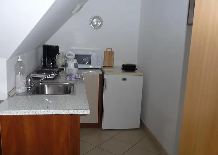 Hillside Apartamento Révfülöp