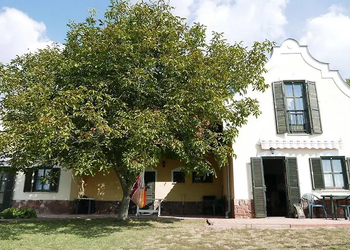 Hillside * Révfülöp