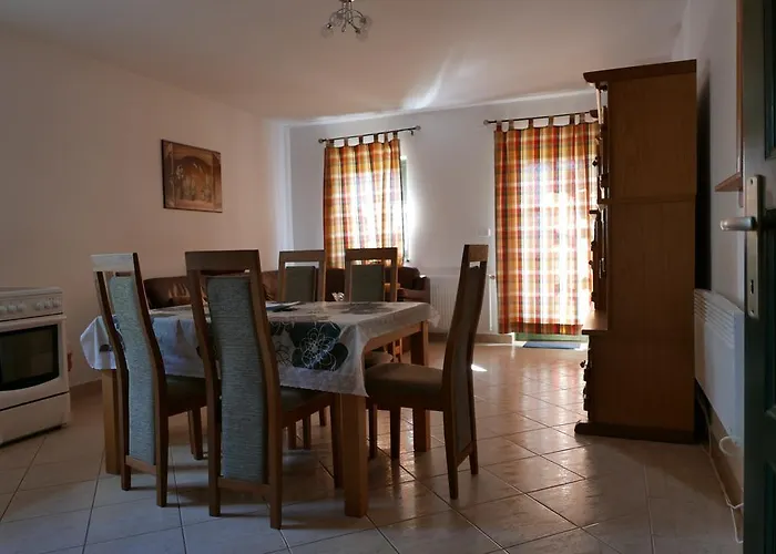 Hillside Apartamento Révfülöp